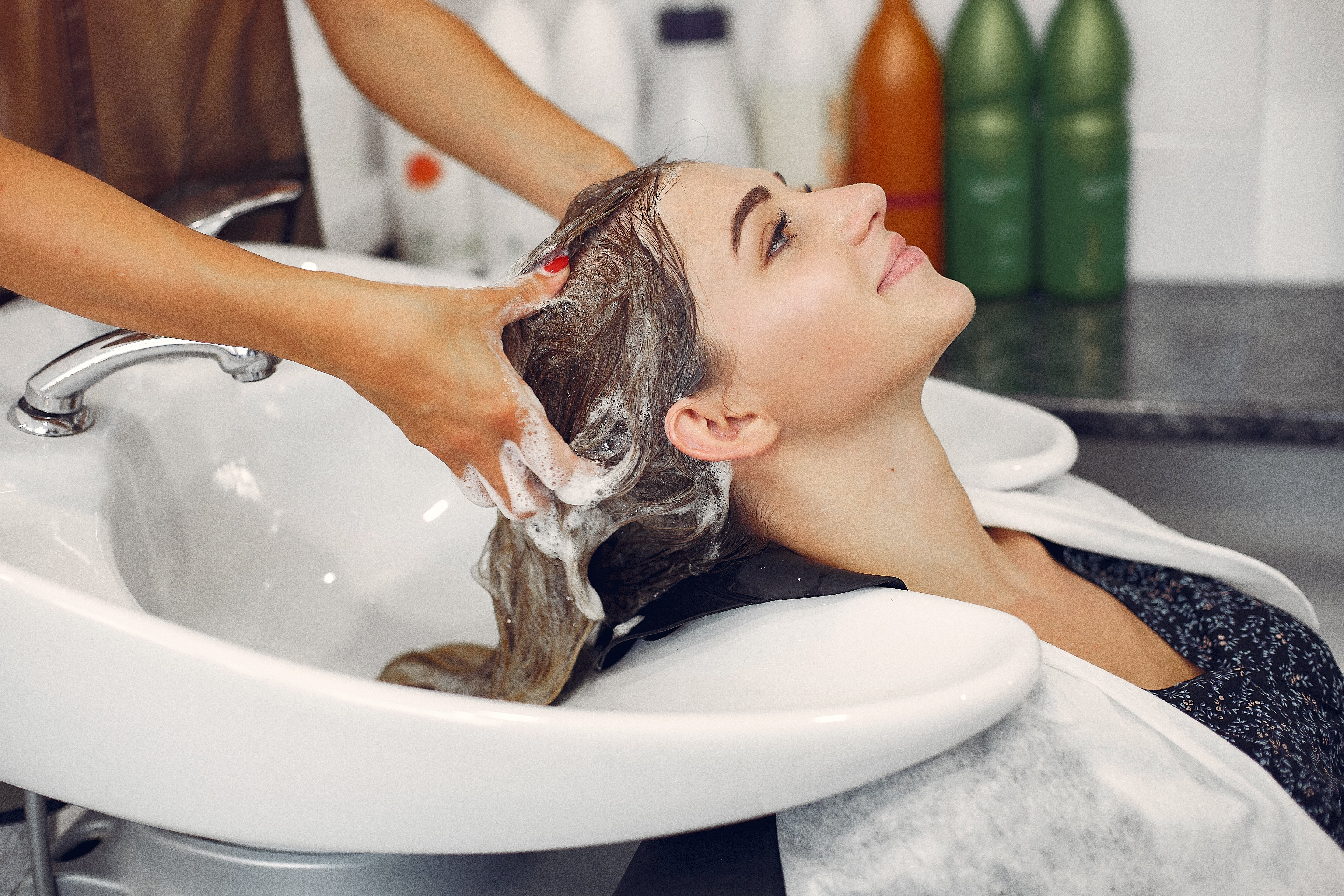 Shampooing sans sulfate : 5 bonnes raisons de les utiliser